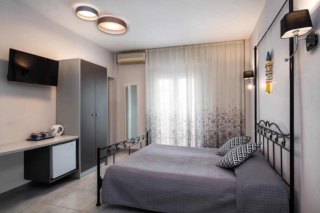 Summer Time Villa Fira  Extérieur photo